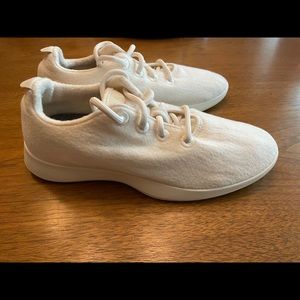 Allbirds Woman’s Wool Runners- Sz9 in Natural White